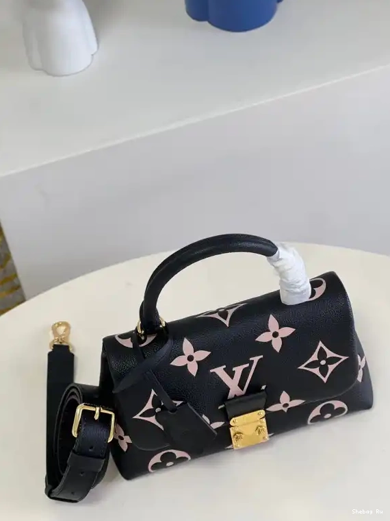 BB LOUIS MADELEINE VUITTON 0610